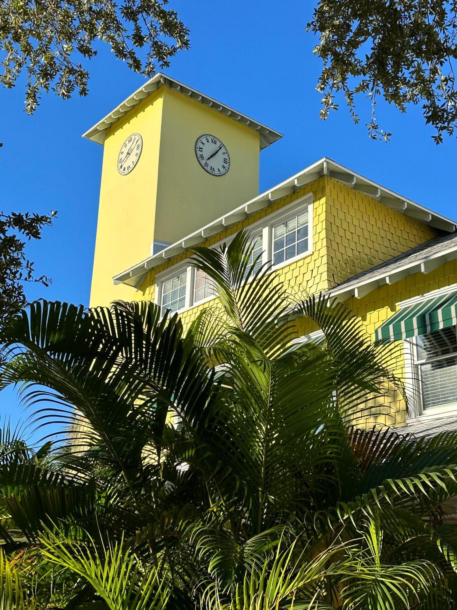 Peninsula Bed & Cocktails Hotel Gulfport Luaran gambar